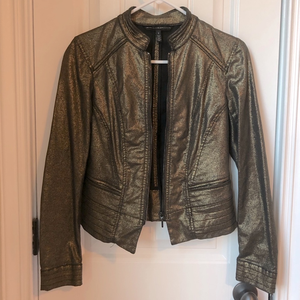 NWOT - Gold WHBM cropped jacket. Size 0